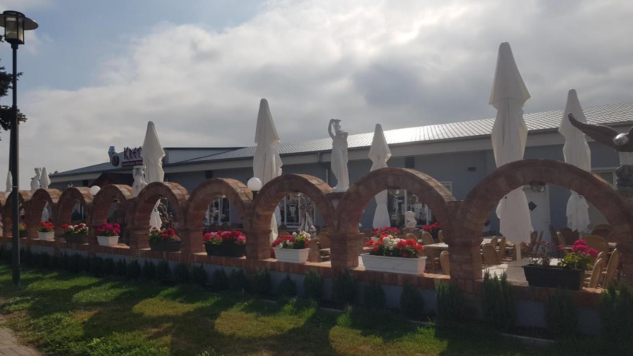 Baalberge Zimmervermietung Zahn المظهر الخارجي الصورة